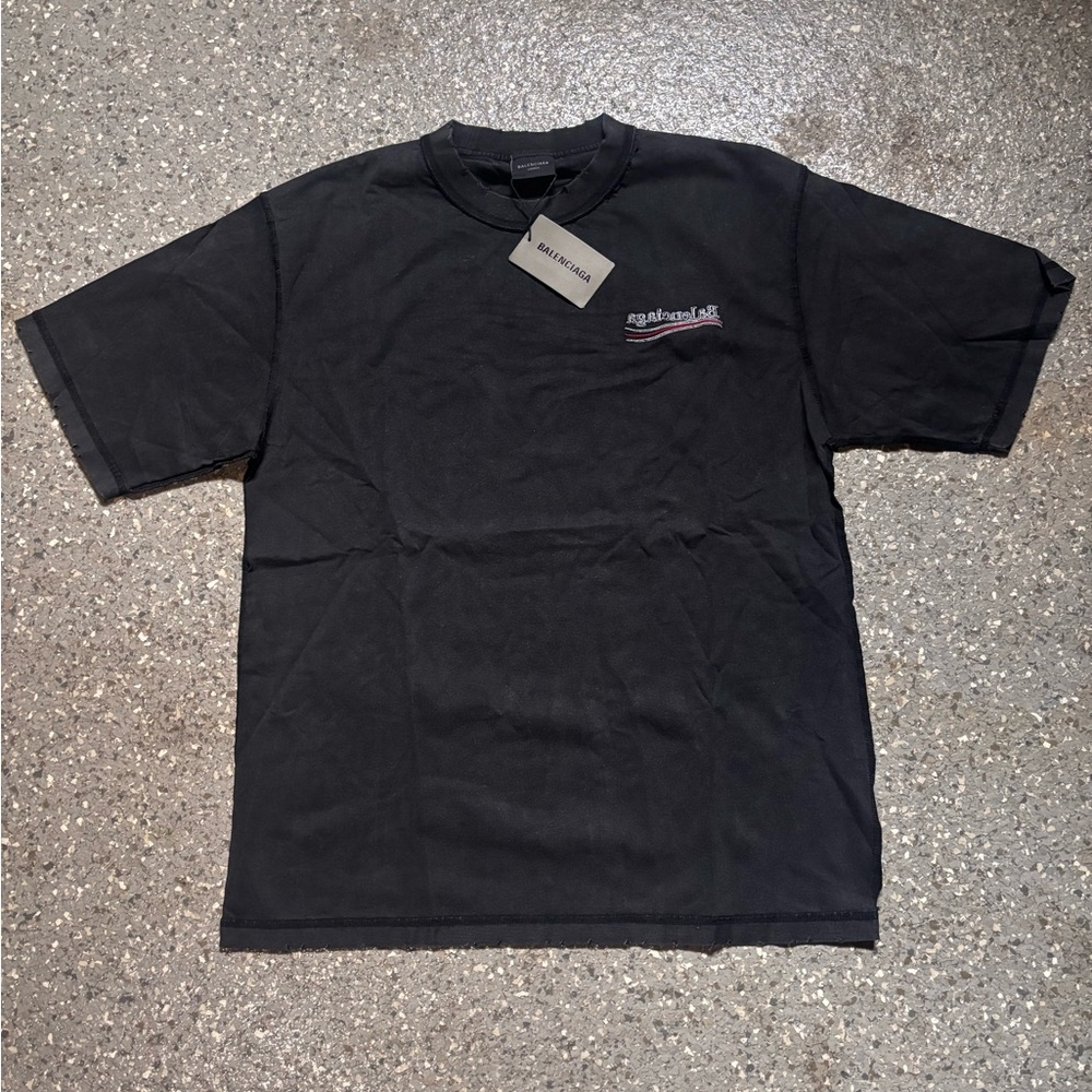 Balenciaga distressed shirt size L (US XL) brand new. Shoot me an offer! - Picture 4 of 4